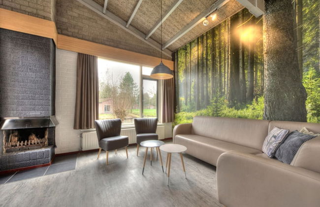 Restyled Bungalow with Dishwasher near Nature Reserve - Photo 4