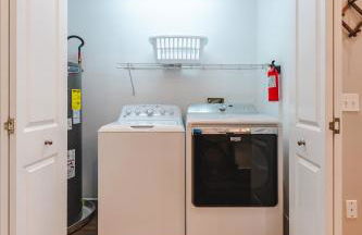 SunScape & SeaScape Beachfront Vacation Home - Foto 32