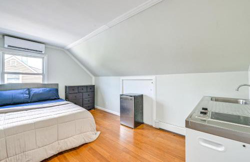 Long Island Duplex By Airport and Train - Foto 15