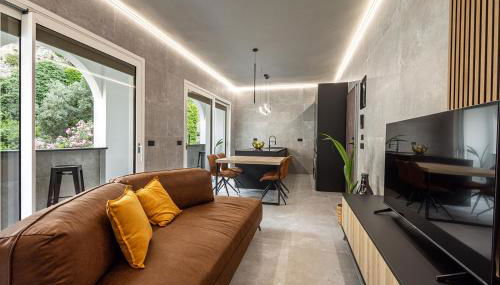 Eclipse #2 - Photo 2