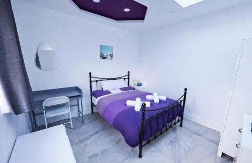 Spacious Modern 5 bedroom home near Heathrow Windsor - Foto 18