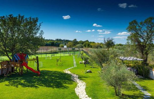 Villa Campi for 10 persons near Pula with large garden, private golf and tennis court, kids playground & wellness area - Foto 39