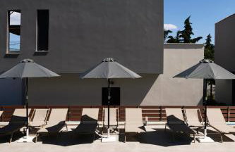 Kyan Executive Suites - Photo 6