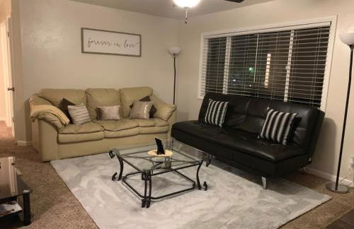 Manchester Manor at Kingston East - Foto 14