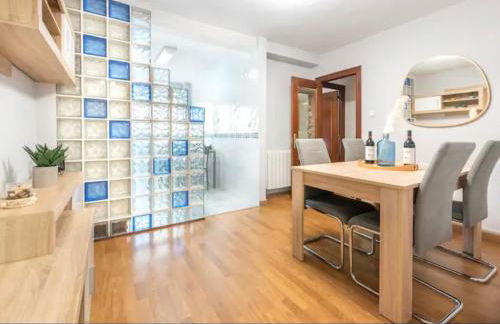 VillaCoto - Piso acogedor y amplio con Wifi a un paseo de la playa - Foto 1