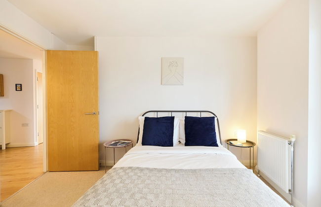 The Queensland Sanctuary - Trendy 2bdr Flat With Terrace - Photo 4