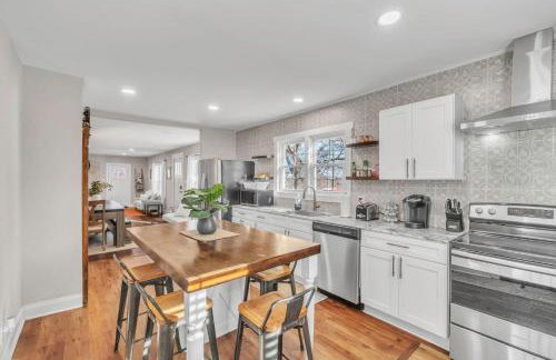 4Bed/3bath- 1 mile to Downtown - Foto 3