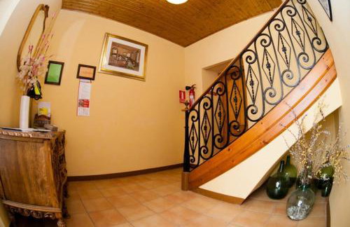 Apartaments Falset - Foto 16