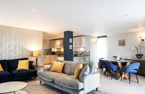 Beautiful 3 bedroom apartment by the Sea - Foto 1