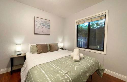 570 BayFair 5Br Coze home with Greatviews - Foto 3