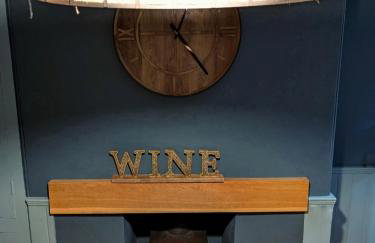 MIDSHIPS A HOLIDAY HOME IN DARTMOUTH SLEEPS UPTO 6 PEOPLE ,PET FRIENDLY , 10 MINUTES WALK TO Town CENTRE WITH PARKING included - Foto 12