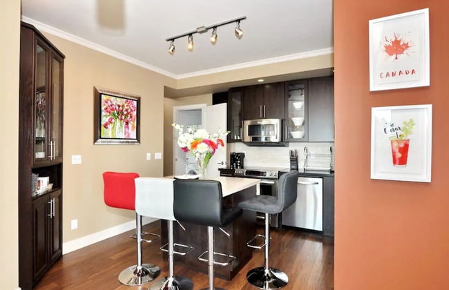 Condos with Parking & Gorgeous View - Foto 12