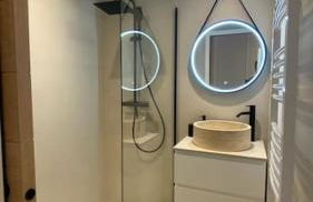 Refait à neuf Standing bord de plage et piscine Proche de St Trop - Foto 26