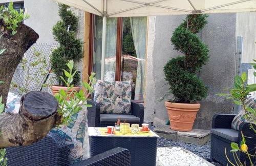 Cosy appartement RDC-terrasse et parking privé - Foto 23