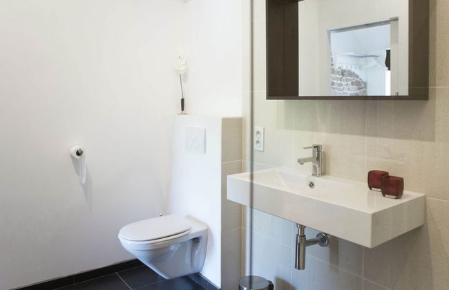 Well Kept House with Fireplace near Forest - Foto 12