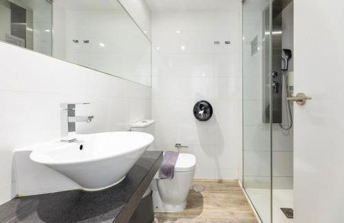 Bristol Sunset Beach - Holiday Apartments - Photo 10