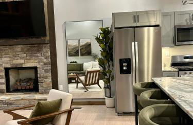 Lux Blue Ridge Cabin, Hot tub, Swing, PingPong! - Foto 43