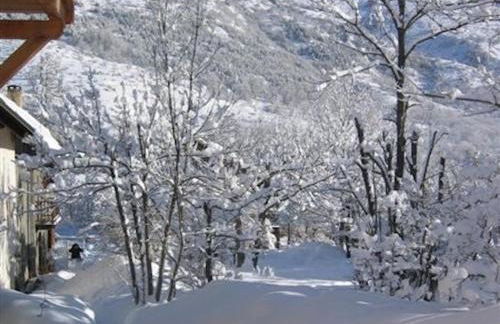 Spacieuse Maison 8 Pers à Serre Chevalier avec Jardin, Balcon et Cheminée - FR-1-762-39 - Foto 10