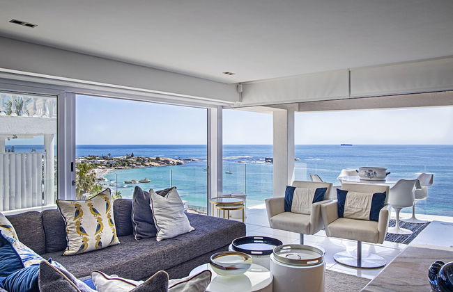 Clifton YOLO Spaces – Clifton Beachfront Penthouse - Photo 34