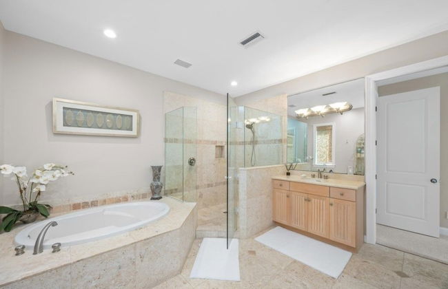 Captiva Grace 5 Bedroom Home by RedAwning - Photo 28