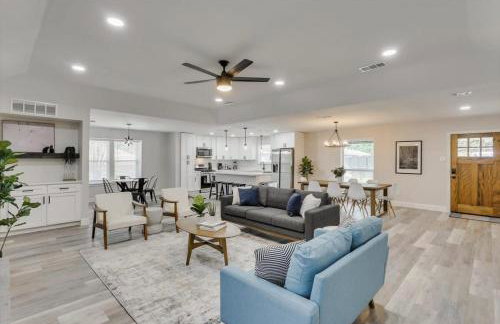 Gorgeous Sunny Home for Big Groups w Private Pool - Foto 3