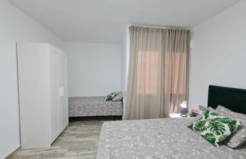 Precioso Apartamento Acondicionado al Lado del MAR - Photo 11