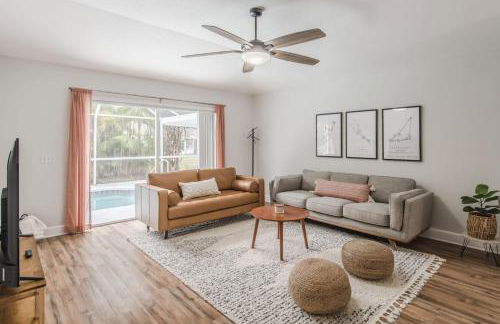 House w pool near McKee Gardens - Foto 1