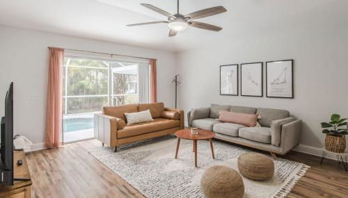 House w pool near McKee Gardens - Foto 1