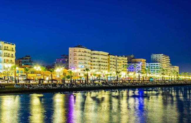 Majestic Beachfront Larnaka Finikoudes - Foto 24