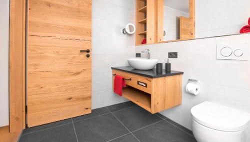 Ferienwohnung im Chaletstil Schlossblick 51 qm Wellness Fitness Sauna Bergrödelhof - Foto 5