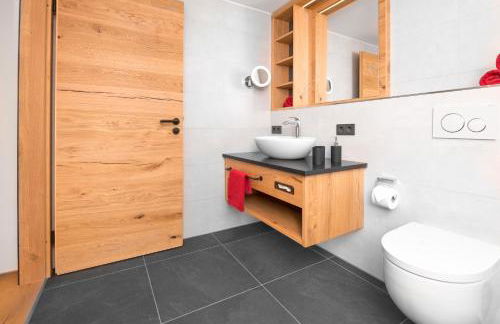 Ferienwohnung im Chaletstil Schlossblick 51 qm Wellness Fitness Sauna Bergrödelhof - Foto 5