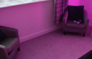 Modern 2 bed house sleeps 6 - Photo 18