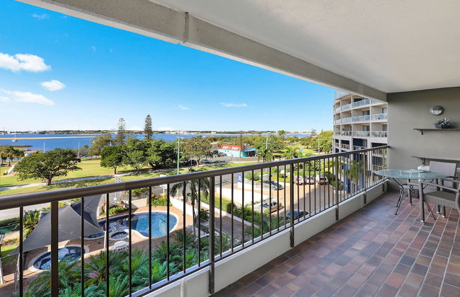 Palmerston Tower on Southport Broadwater - Foto 42