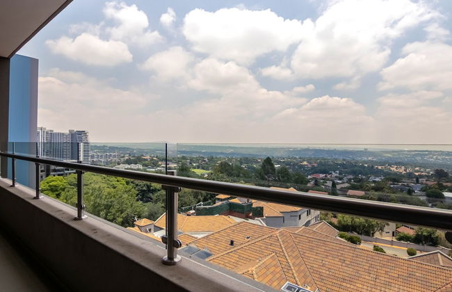Sandton Smart Apartment Seventeen - Photo 27