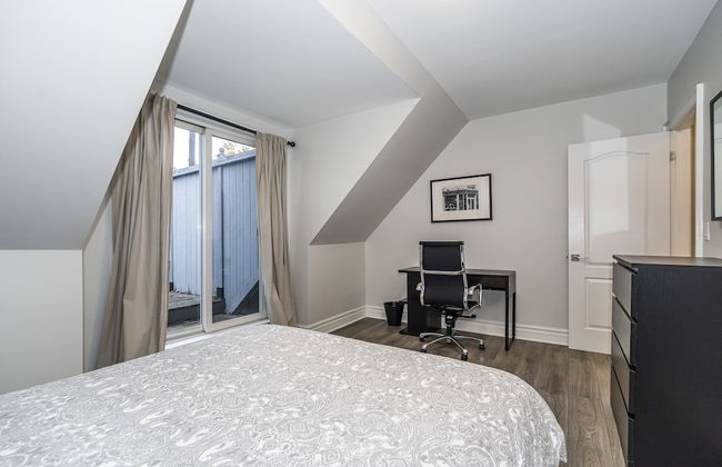 St Annes Suites - Photo 16