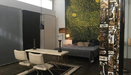 SPACE CASTLE: a 1950s Gas Station transformed into an Art Themed Wonderland - Foto 2