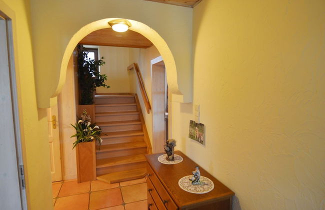 Modern Holiday Home in Schönberg with Hot Tub - Photo 2