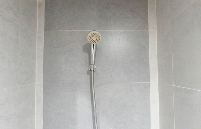 Serene Luxurious Studio Room Apartment at Taman Melati Surabaya - Foto 9