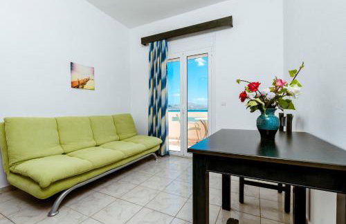 Asterina Seaside Apartments - Photo 5