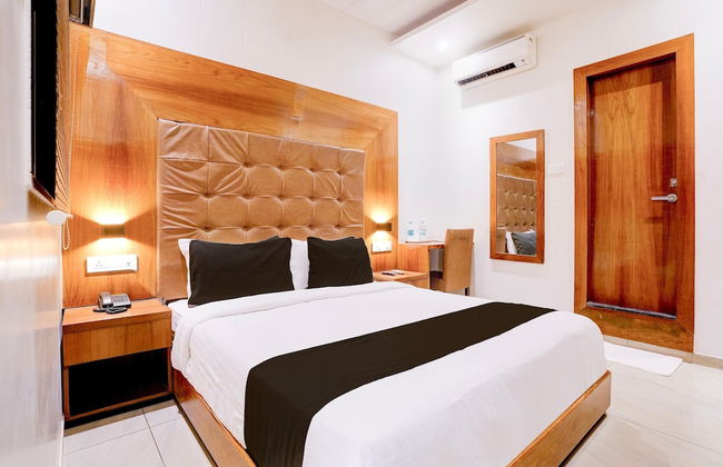 Luxurious Stays at Times Square Le Western Mumbai - Foto 17