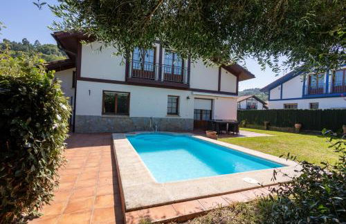 URDAIBAI Boutique - Photo 64