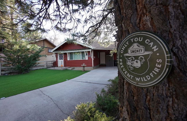 Cozy Red Cabin - Foto 1