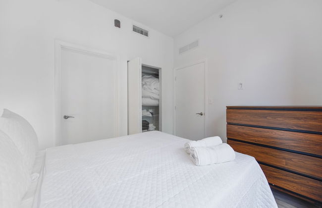 1BR Condo wRooftop Pool at Wynwood - Photo 2