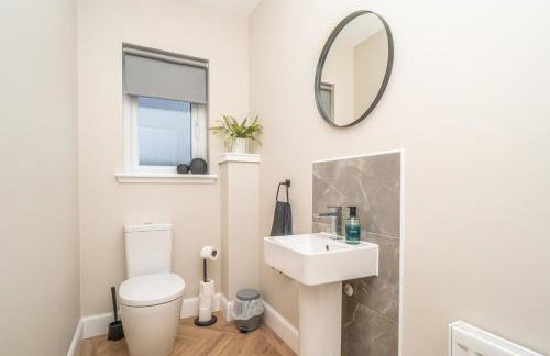 Spacious Family Home with Garden Free Parking - Pass the Keys - Foto 19