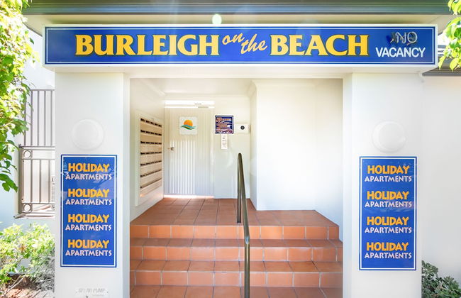 Burleigh on the Beach Holiday Apartments - Foto 2
