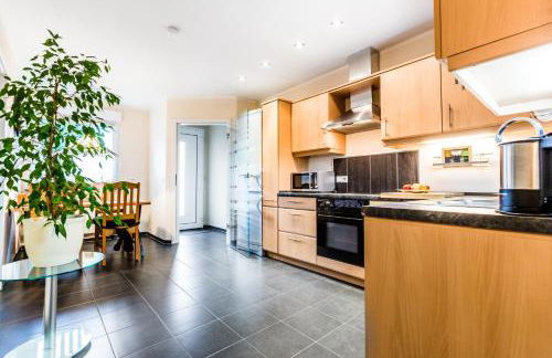 Design Apartment in Köln mit Terrasse - Foto 17