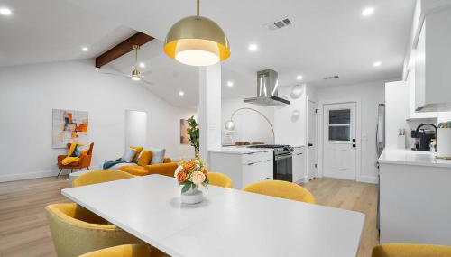 Stylish Austin Escape 4BR, 2BA, Minutes from Domain, Q2 Stadium - Foto 5, stove, dishwasher