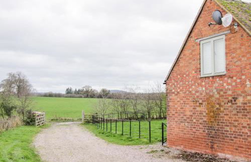 Treehouse Barn at Pitchford Estate - Foto 2