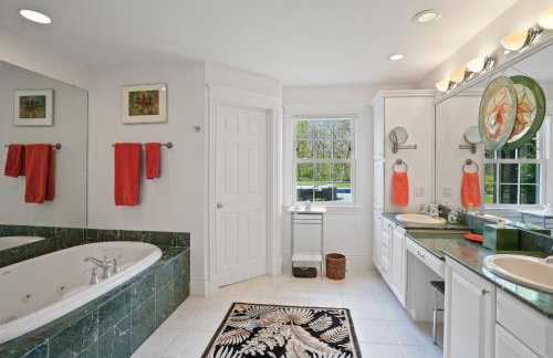 Chilmark Luxury Quansoo Beach Access-4BR - Foto 37