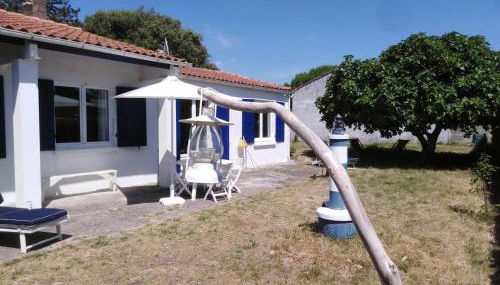 Maison oléronaise avec la plage à pied et la piste cyclable au bout du jardin - Foto 5